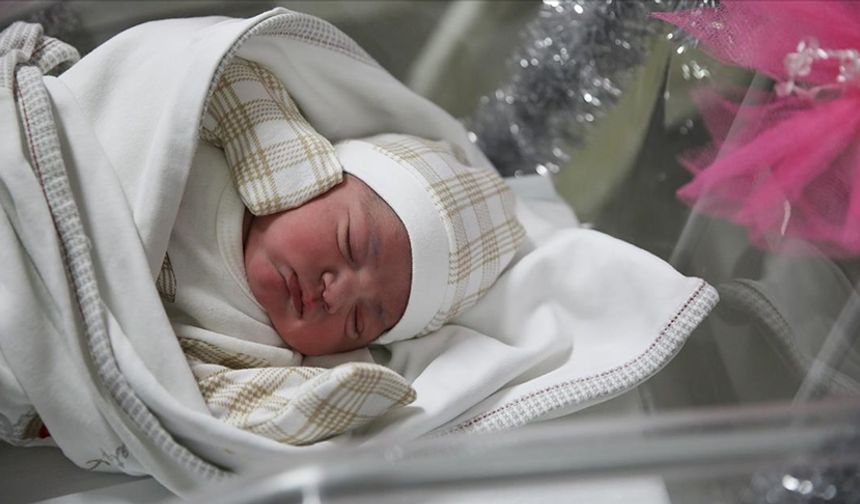 Yeni yılın ilk haberi Elazığ'dan geldi! 2026'nın ilk bebekleri dünyaya gözlerini açtı