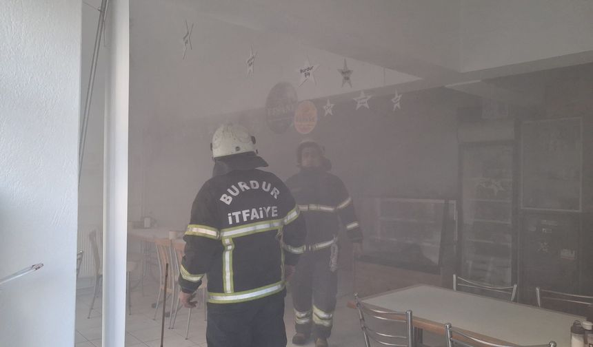 Pide salonunda doğalgaz patlaması: 1 yaralı!