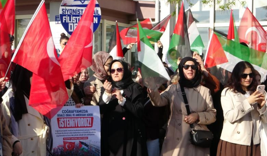 Çanakkale’de Filistin’e destek için basın açıklaması yapıldı