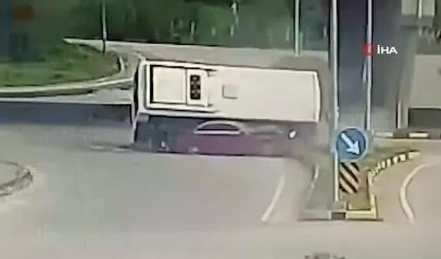 Bartın'da 44 kişinin yaralandığı feci kazanın görüntüleri ortaya çıktı!
