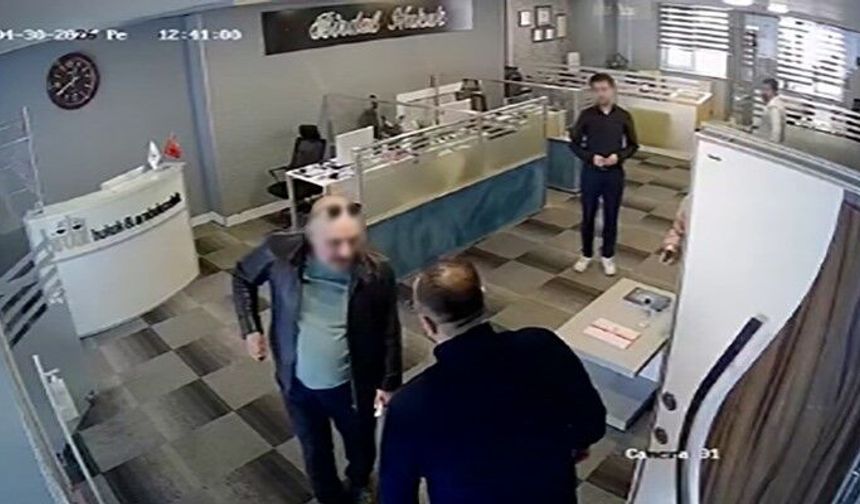 Erzurum'da avukata ofisinde bıçaklı saldırı!