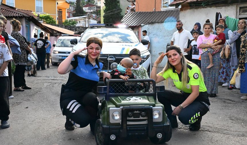 Polis ekipleri iki yaşındaki Halime'nin hayalini gerçekleştirdi