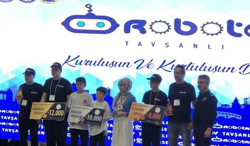 Kütahya'daki bu liseden Ulusal Robot Yarışmasında başarı rüzgarı