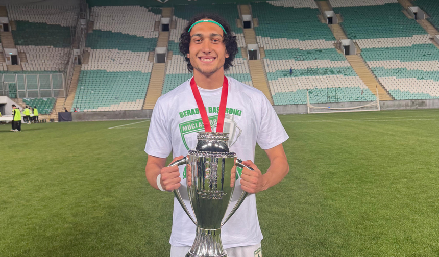 Muğlasporlu genç kanat Mustafa Erkasap Türkinform'a konuştu: "Hayatım boyunca unutamayacağım bir sezon yaşadım”