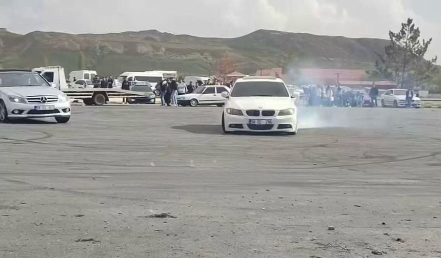 Sivas'ta drift alanındaki kaza kamerada!
