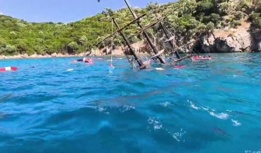 Marmaris'te korku dolu anlar: Yolcu dolu dev tekne battı!