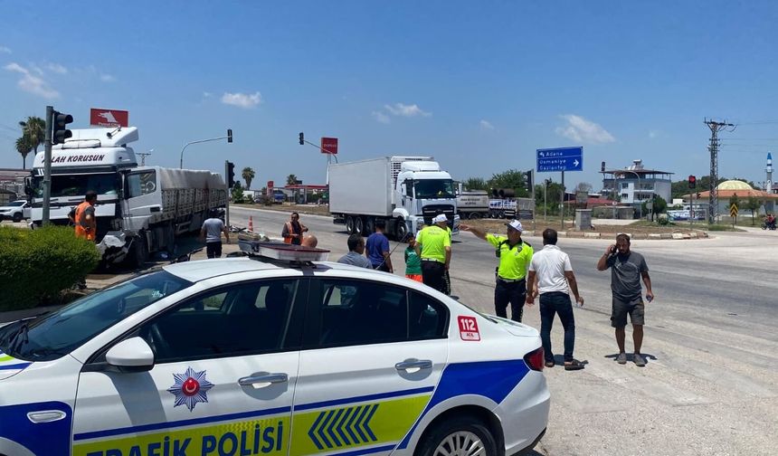 Adana'da korkutan zincirleme kaza: 5 yaralı