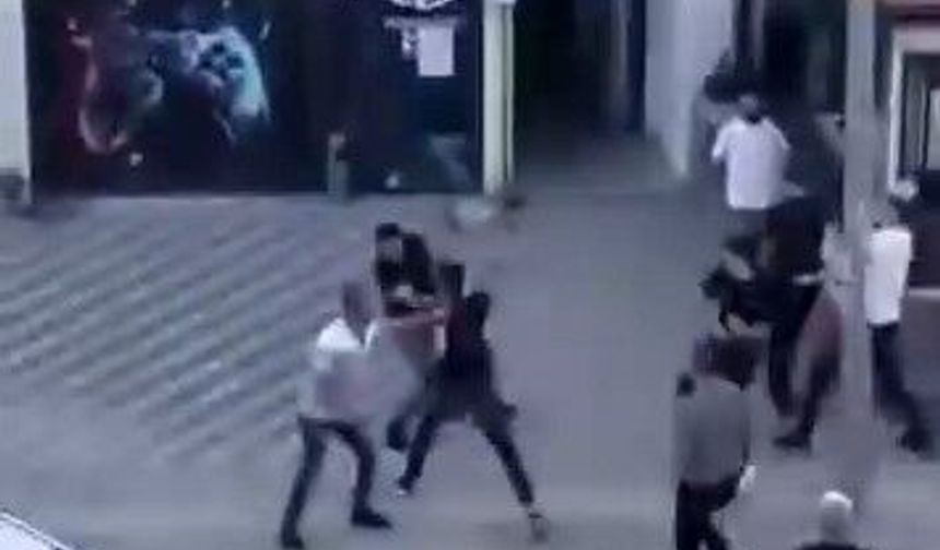 Kemer ve ıstakalarla birbirlerine saldırdılar: O anlar kamerada!
