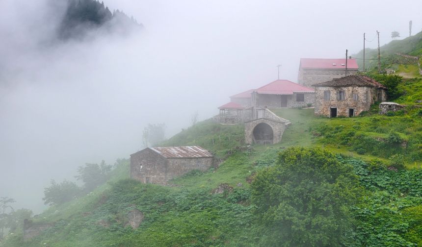 Gümüşhane'deki Santa Vadisine gezgin akını