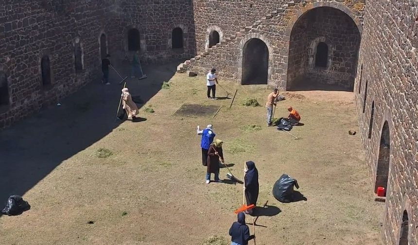 Erzurum'daki Aziziye Tabyalarında örnek etkinlik