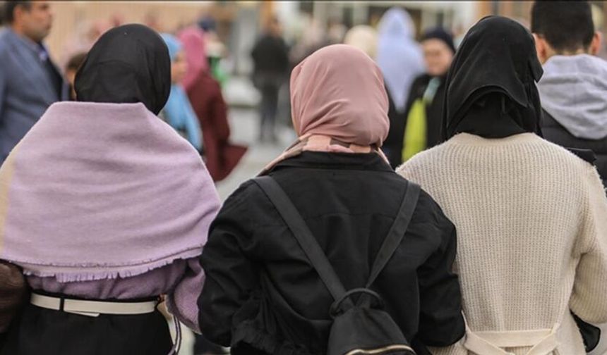 Başörtüsüne yönelik "imha edilsin" ifadesine tepkiler çığ gibi