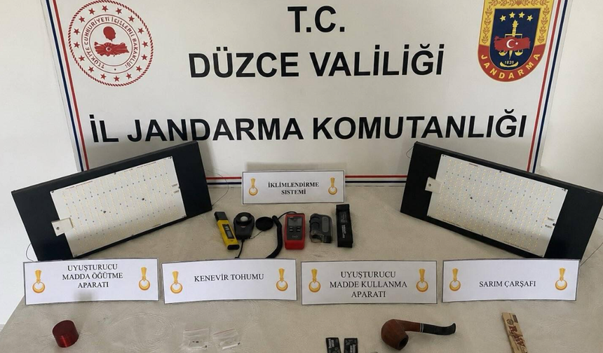 Düzce’de jandarmadan peş peşe operasyon! 10 şüpheli yakayı ele verdi