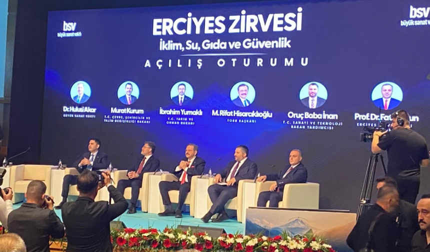 SPD Başkanı Yıldız Erciyes Zirvesi-1’de konuştu: “Anlaşmalar değişen iklime göre yenilenmeli”