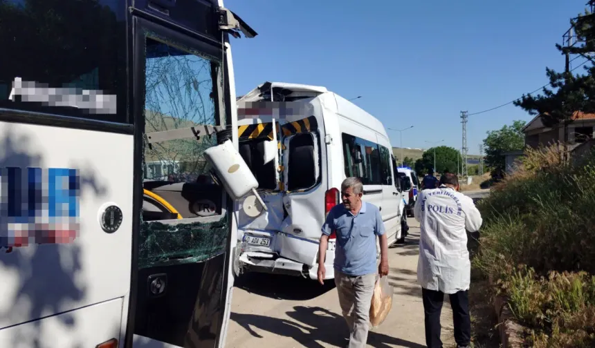 Kırşehir'de feci işçi midibüsü kazası