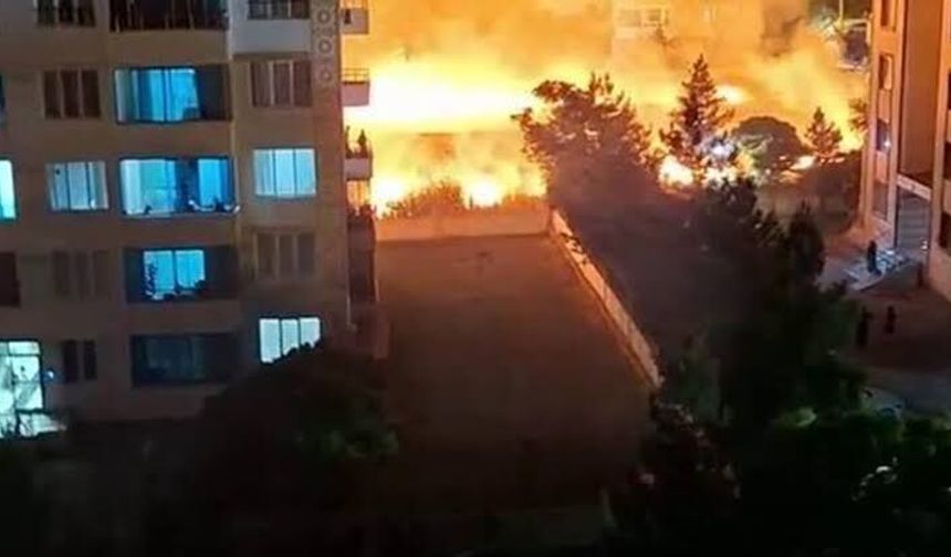 Diyarbakır'da arazi yangını korkuttu!