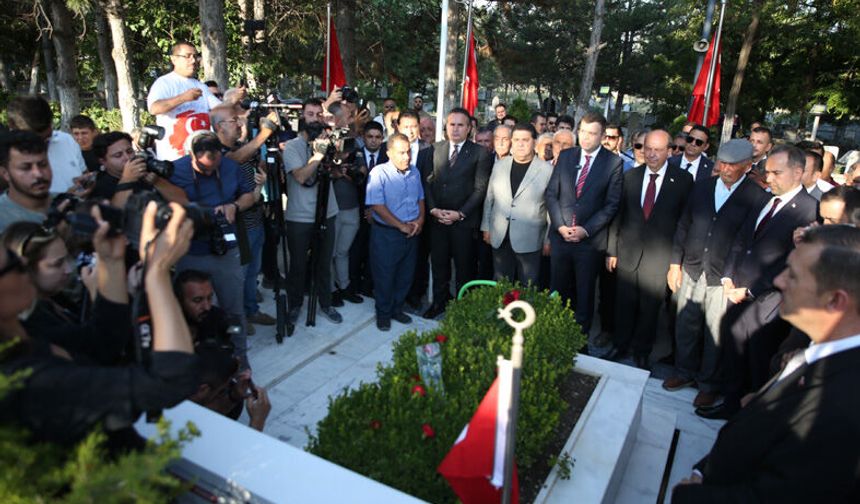 15 Temmuz kahramanı Halisdemir dualarla yad edildi