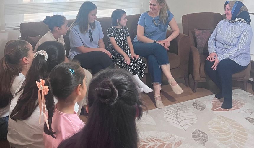 Bilecik'te gözetimli çocuklara örnek destek