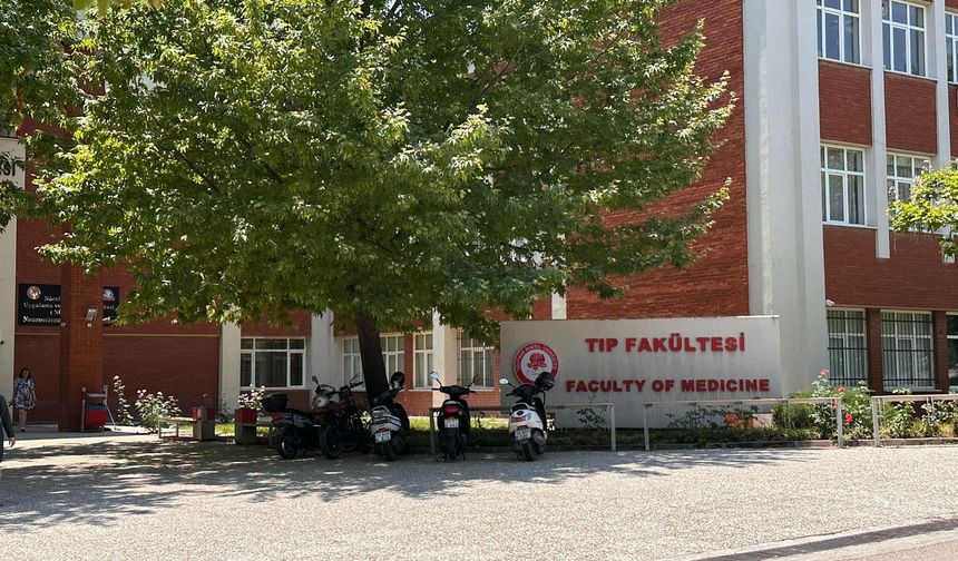 "Sorular satıldı!" Süleyman Demirel Üniversitesi Tıp Fakültesi'nde skandal... Sınav iptal edildi