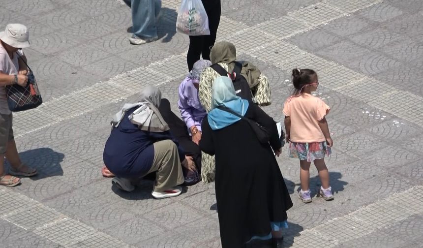 Bayıltan sıcaklar: Fenalaşan kadını polisler kurtardı