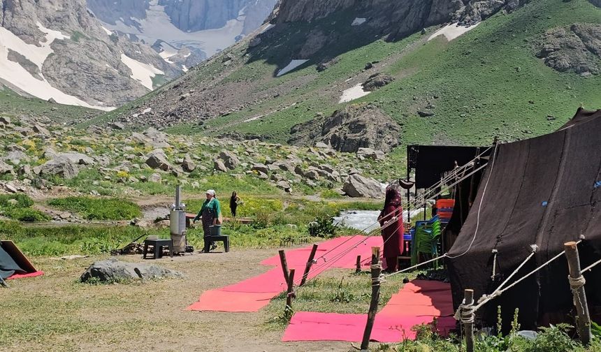 Cennet Cehennem Vadisi'ne turist akını