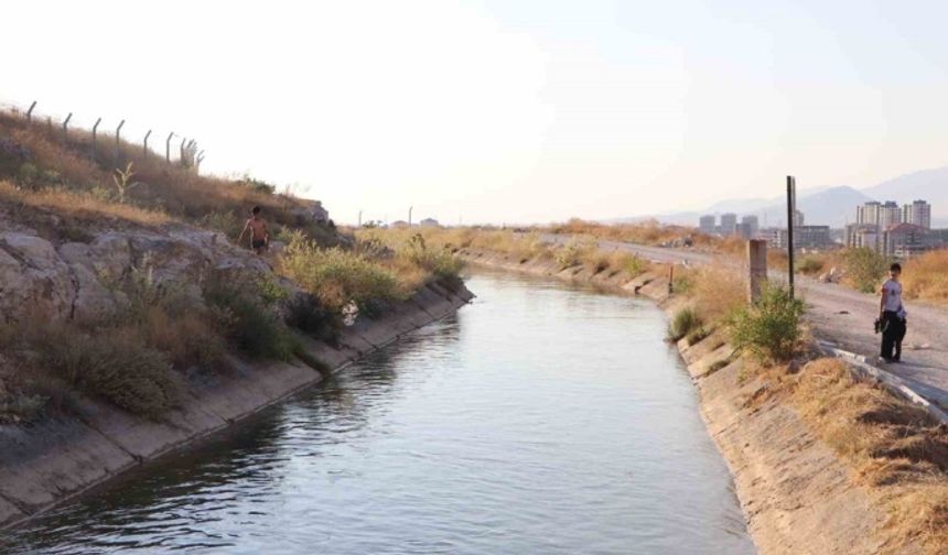 Karaman'da iki çocuk akıntıya kapıldı