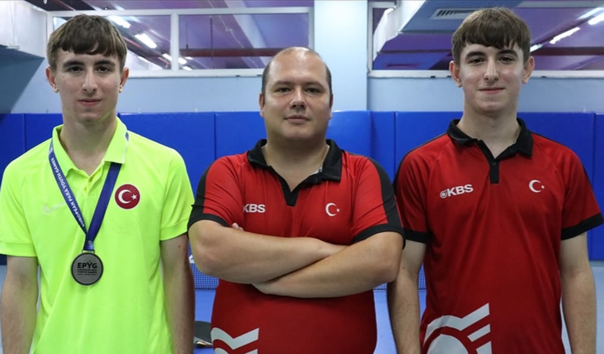 İkiz kardeşler Enes ve Burak Burç Avrupa sahnesine çıkıyor
