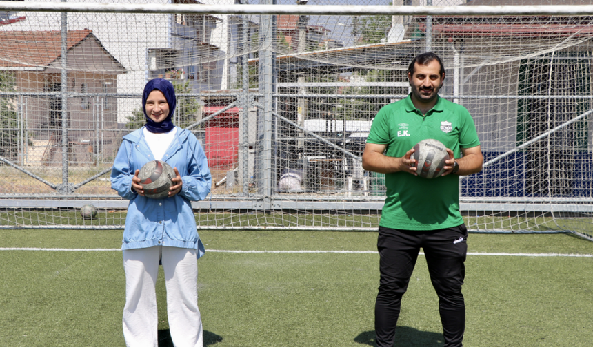 Futbol sahalarının rakip başkanları evde aynı hedefte buluşuyor