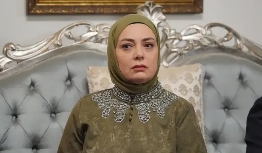 Kızılcık Şerbeti'nin Pembe'si Sibel Taşçıoğlu'nun yeni adresi belli oldu! Ünlü oyuncuyla anne-oğul olacaklar!