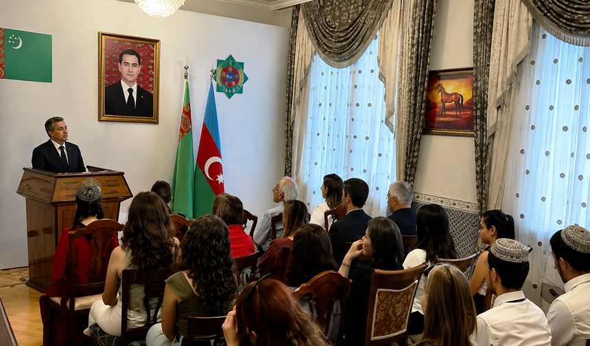 Bakü’de Türkmenistan gündemi!
