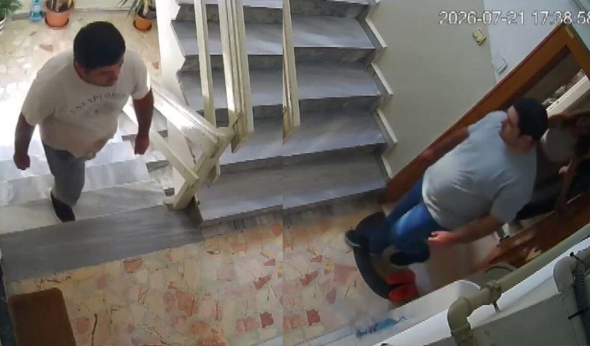 Sultangazi’de korkutan saldırı: Takıntı haline getirdiği kadının annesini bıçakladı