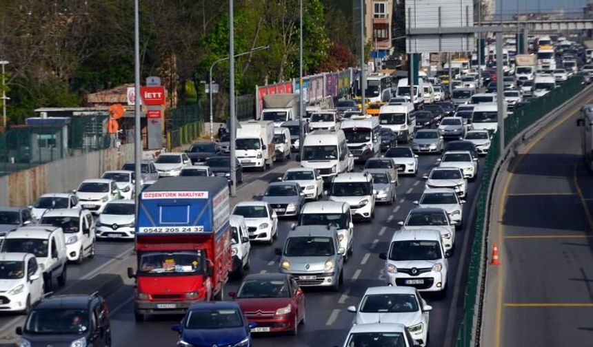 Zorunlu trafik sigortasında rekor artış: Primler 57 bin TL'yi aştı