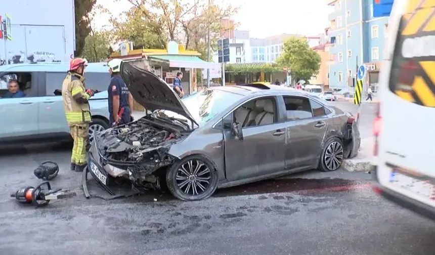 Kartal’da 100 metre sürüklenen otomobilin kaza sonrası görüntüleri dikkat çekti!