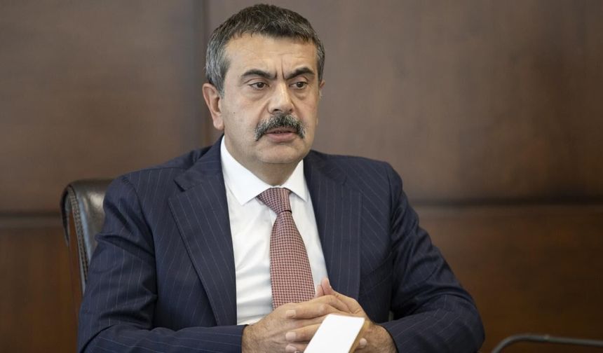 Yusuf Tekin açıkladı: Okullarda serbest kıyafet neden kaldırıldı?