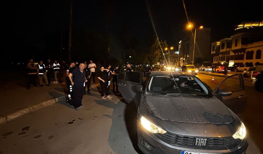 Adana'da polisin dev uygulaması sona erdi: Aramalarda çıkanlar dikkat çekti