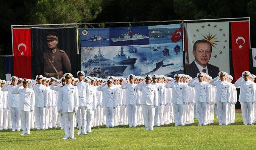 Azerbaycan Ordusunun yeni mezunları Türkiye’den