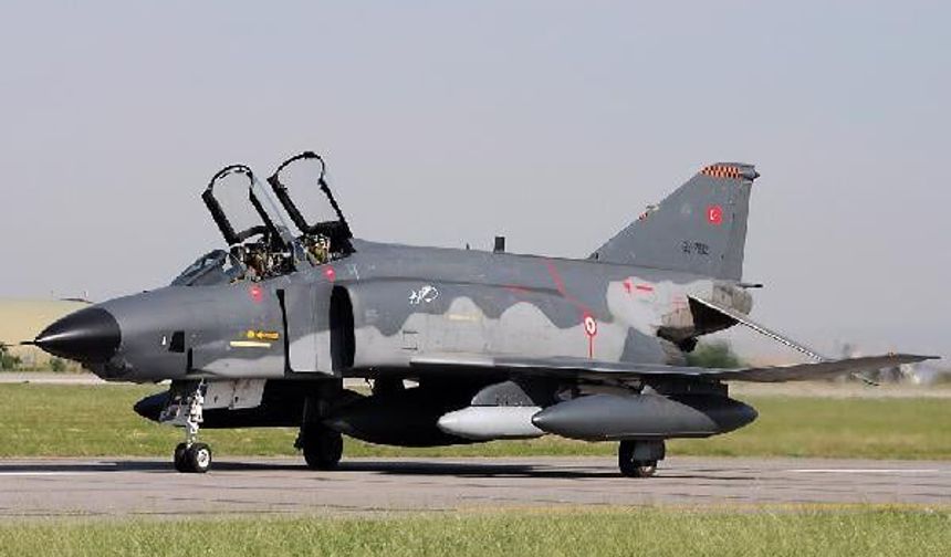 Hava Kuvvetleri'nde kritik uçuş: Dalkıran, İngiliz mevkidaşıyla F-4 kokpitinde