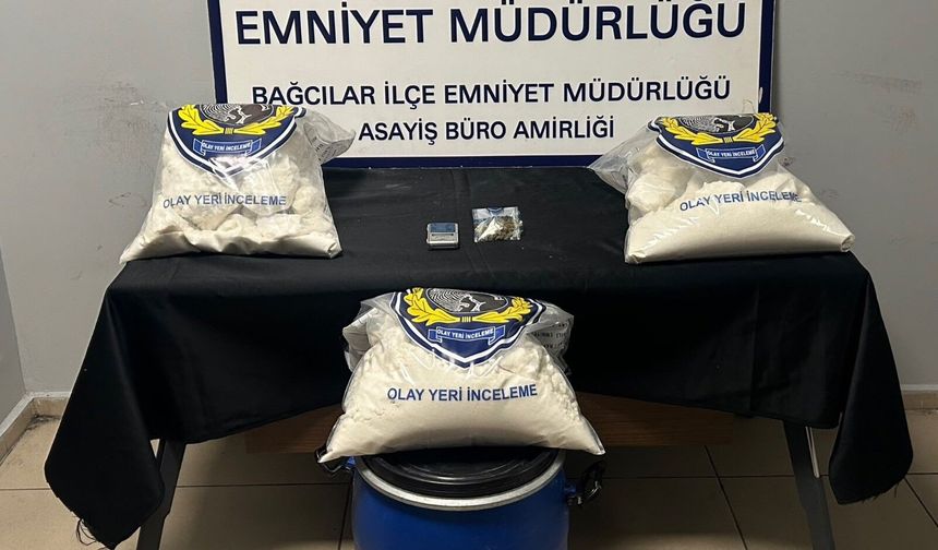 Uyuşturucu deposuna baskın! Yaklaşık 23 kilo ham madde bulundu