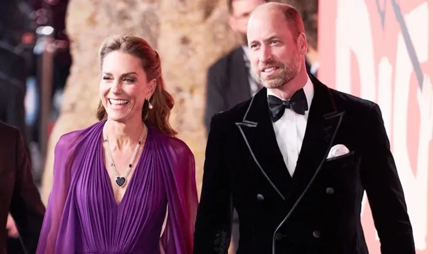 Kate parlıyor, William gururla izliyor! Kraliyette dikkat çeken fark