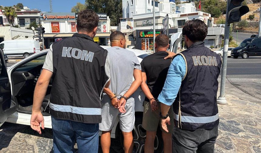 Fransa’nın kırmızı bültenle aradığı şüpheli Bodrum’da sahte pasaportla yakalandı