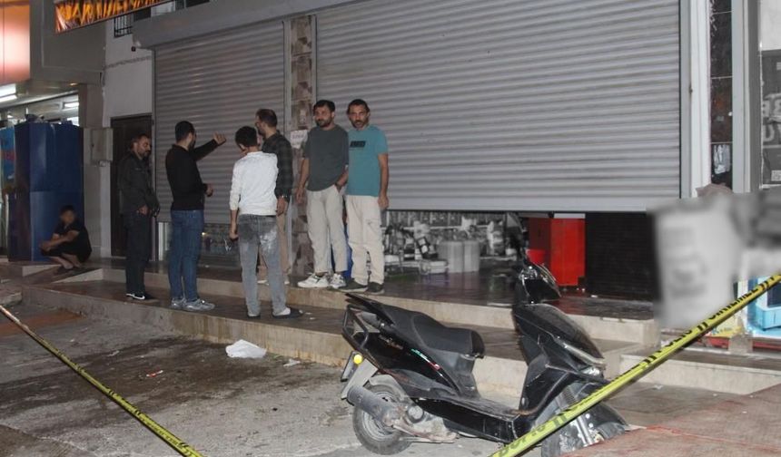 Adana'da dehşet yaşandı! 16 yaşındaki çocuk iş yerinde başından vuruldu