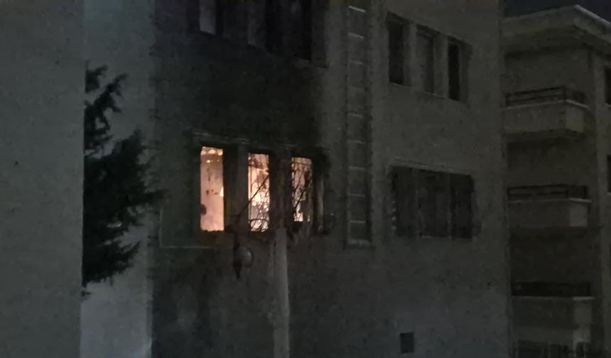 Ankara'da bir evin doğal gazı patladı