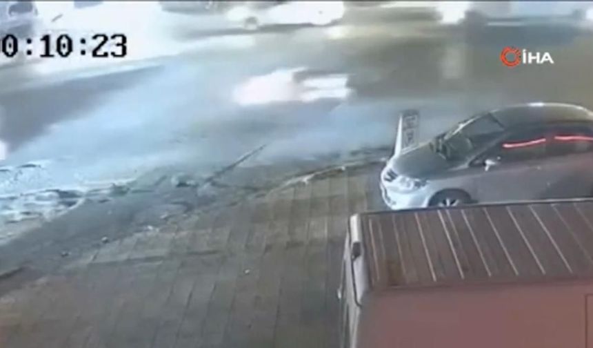 Bodrum’daki feci kaza kamerada: Motosikletin çarptığı yaya hayatını kaybetti