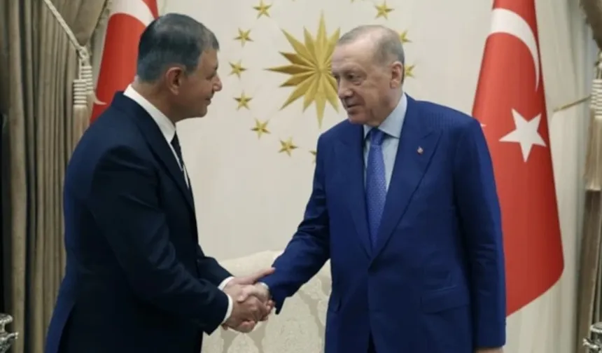 Cemil Tugay AK Parti'ye mi katılacak? Sosyal medyadaki yanıtı dikkat çekti