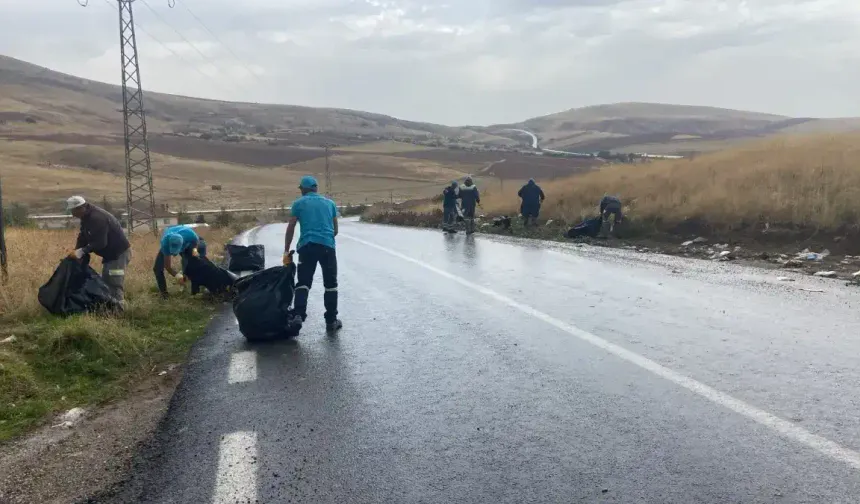 Çubuk’ta 8 mahalle ve bölgede temizlik çalışması yapıldı