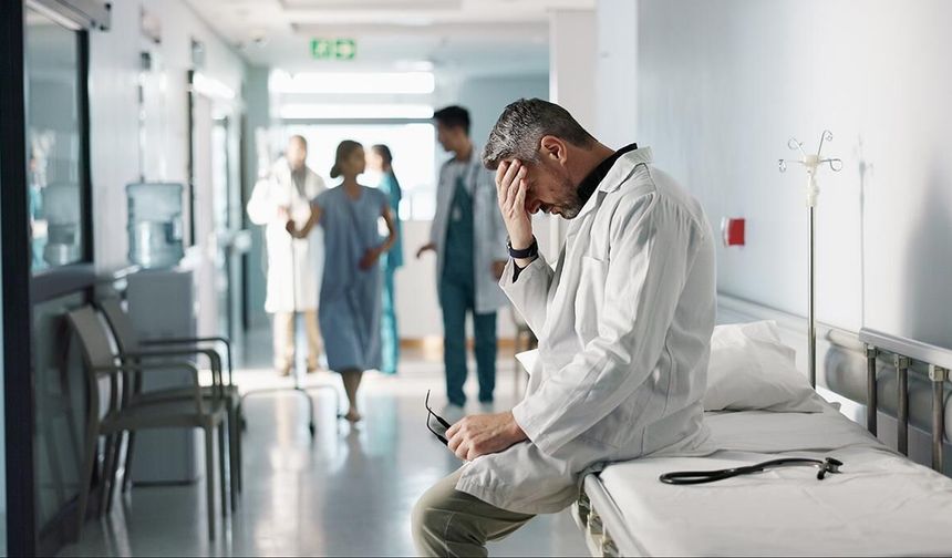 Doktor hatasında sorumluluk değişiyor mu? İstanbul’da konuşulacak