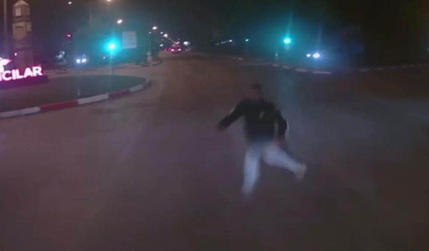 Kamyon yayaya böyle çarptı! Elazığ'da feci kaza kamerada