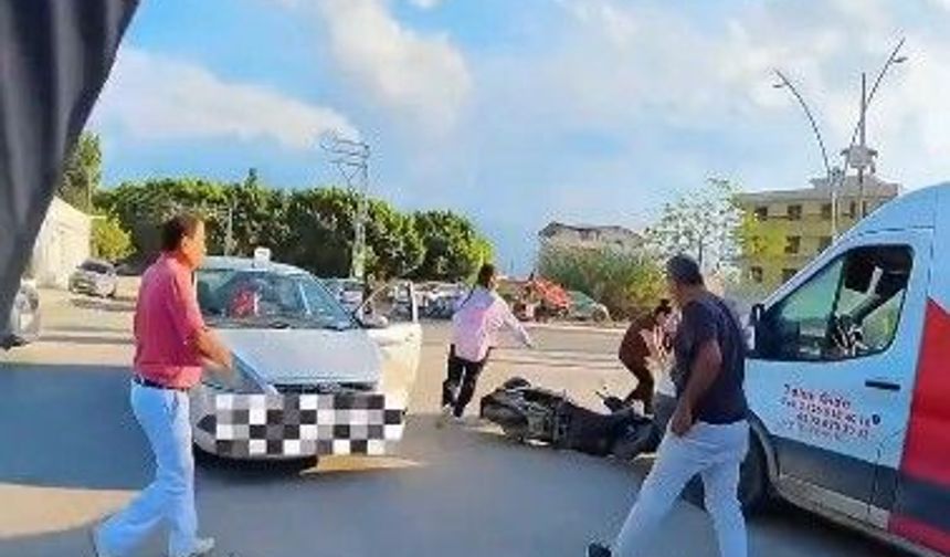 Hatay'da motosiklet ile otomobil çarpıştı: 2 yaralı