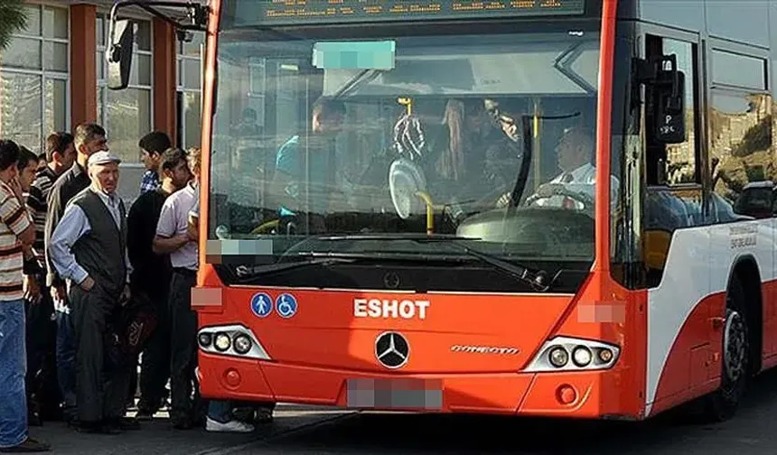 29 Ekim'de İzmir'de ulaşım ücretsiz mi?