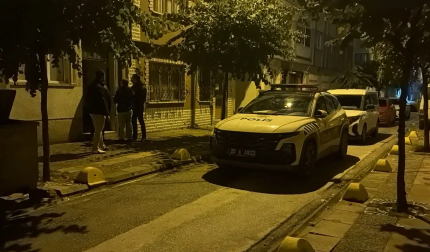 Komşusunun evinde fenalaşarak yere yığıldı: 43 yaşındaki kadın kurtarılamadı