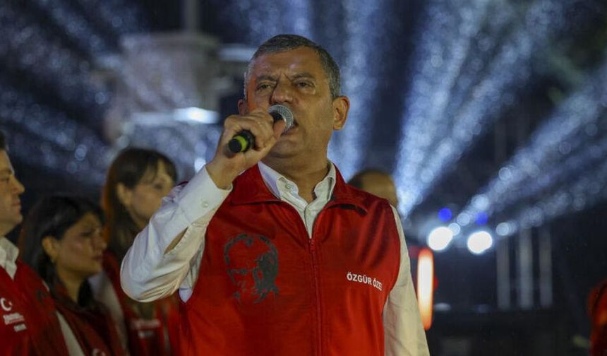 Özgür Özel'den 29 Ekim mesajı: "Cumhuriyet kimsesizlerin kimsesidir"